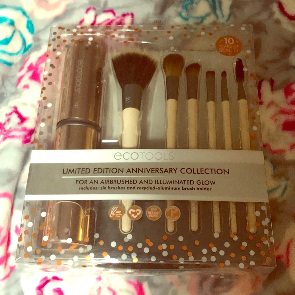 SOLD Eco tools limited edition makeup brush set 🌻 - Picture 1 of 3